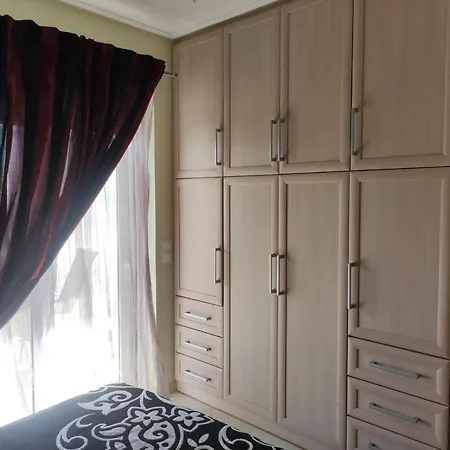 Lägenhet διαμέρισμα για 4 με θέα θάλασσα σε ήσυχη γειτονιά *